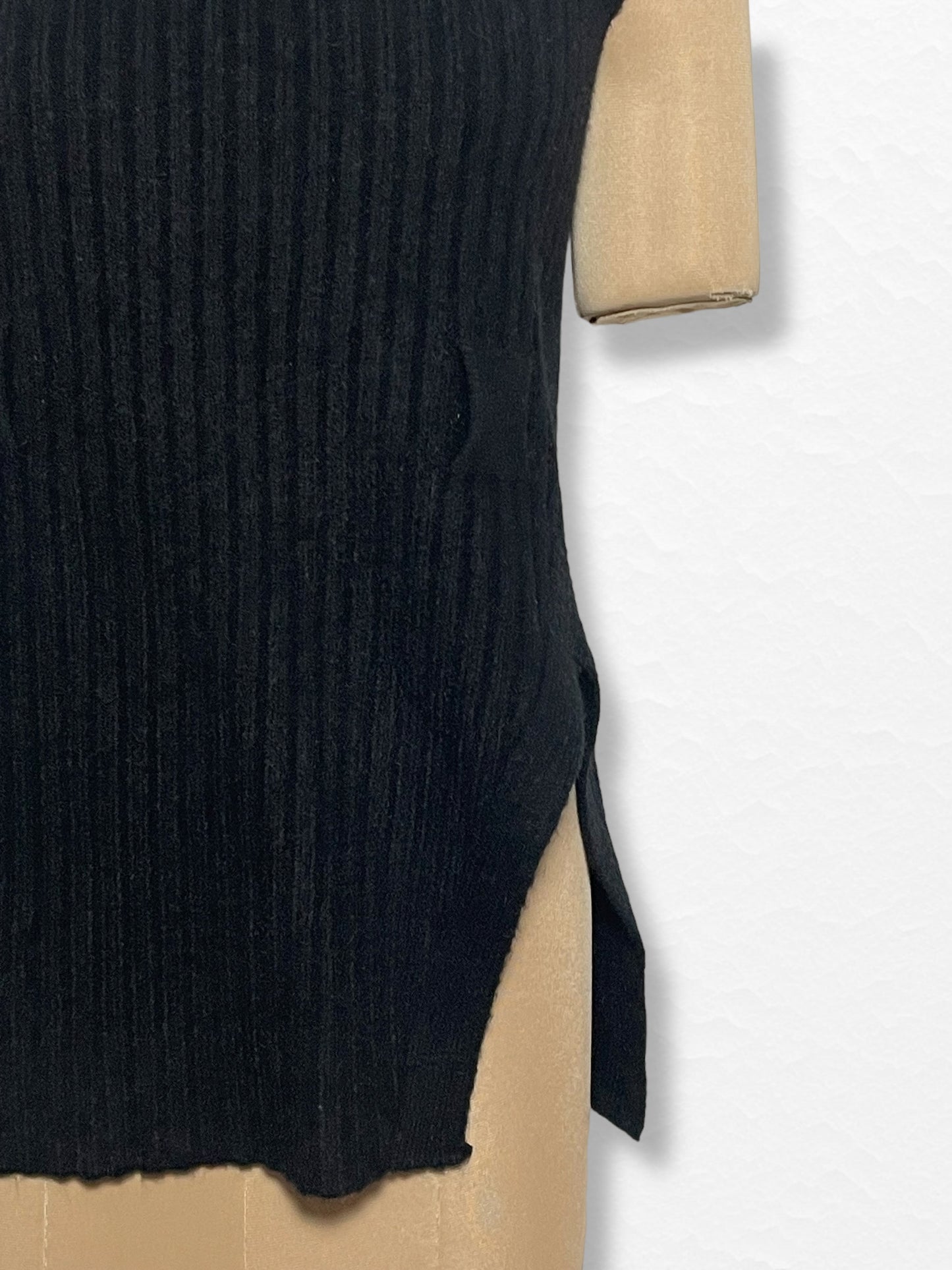 Women's Sweater Vest 2464