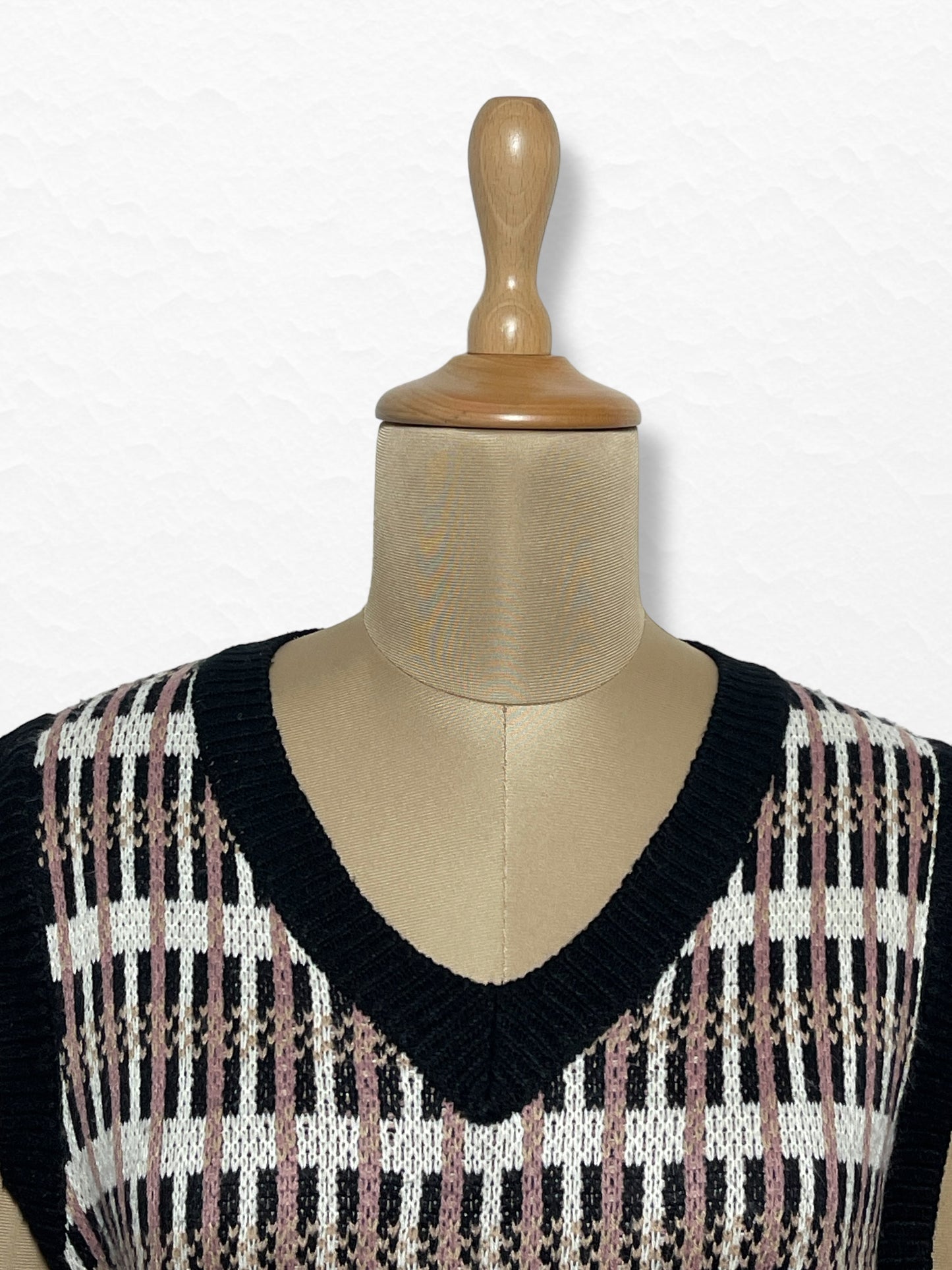 Women's Sweater Vest 2411