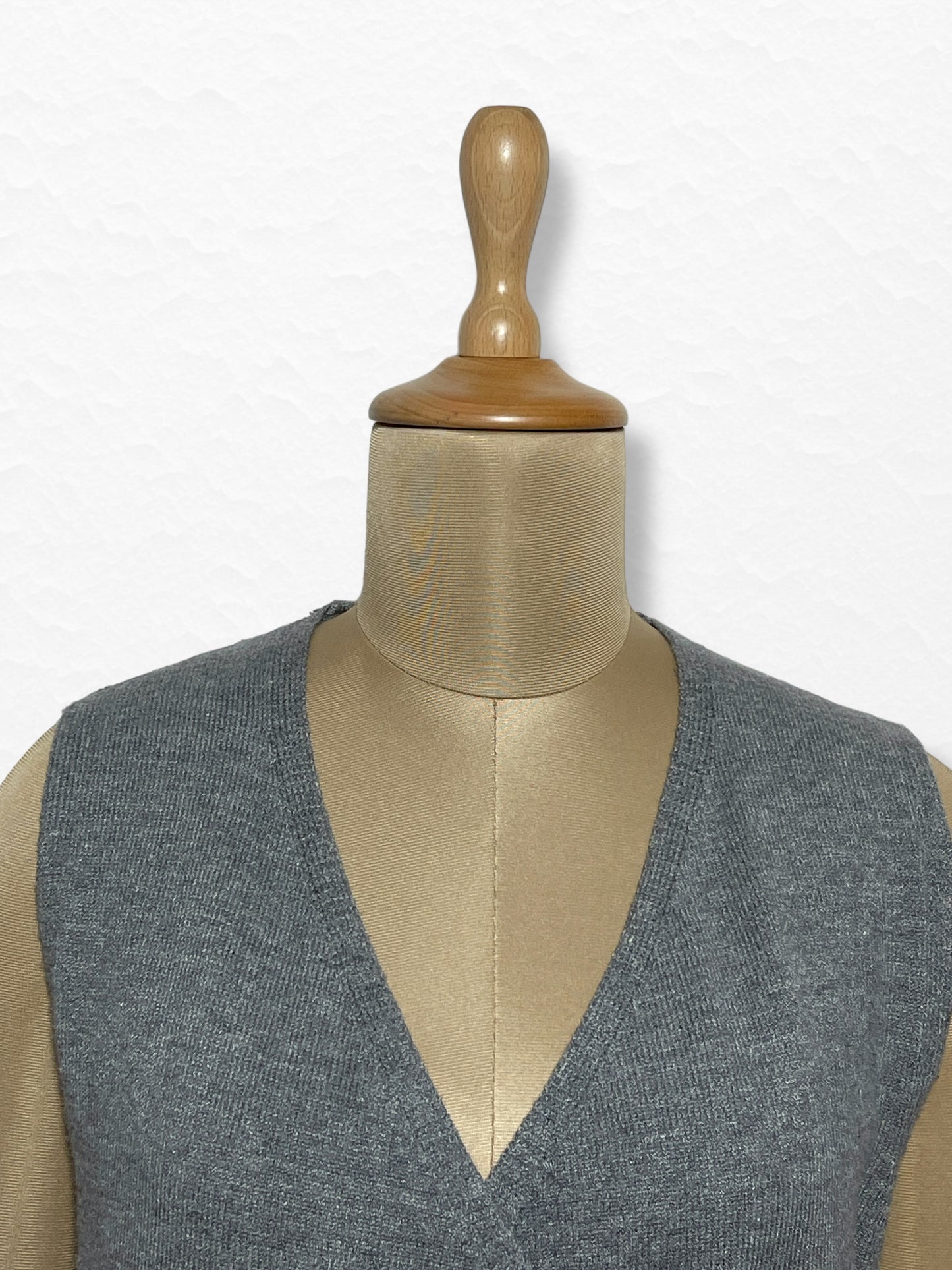 Women's Sweater Vest 2413