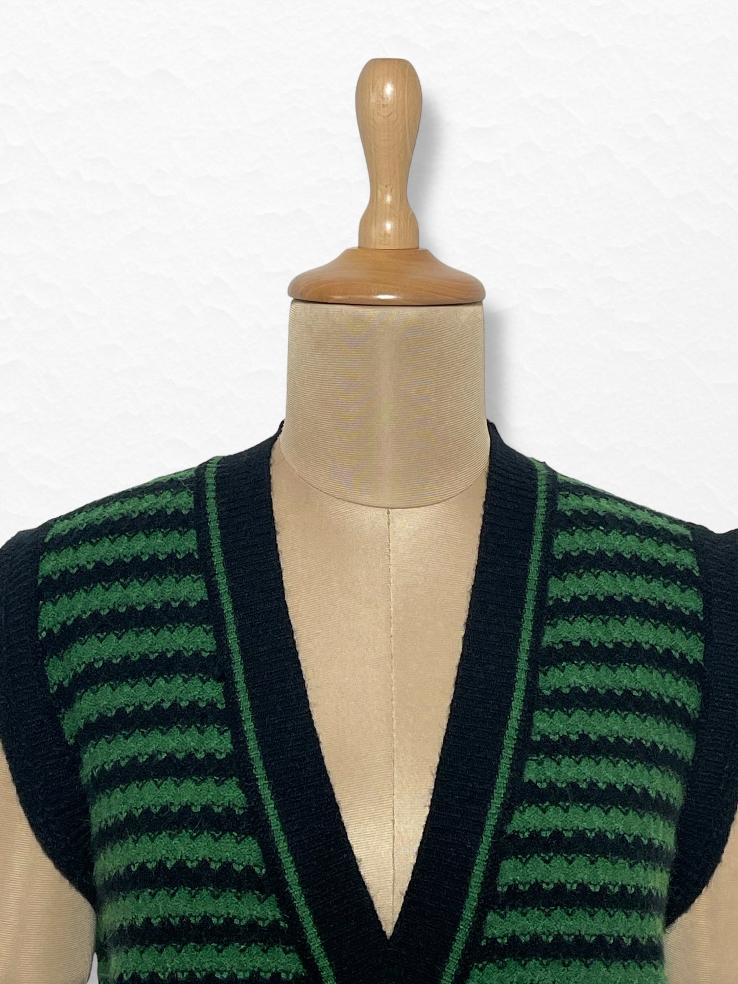 Women's Sweater Vest 2615