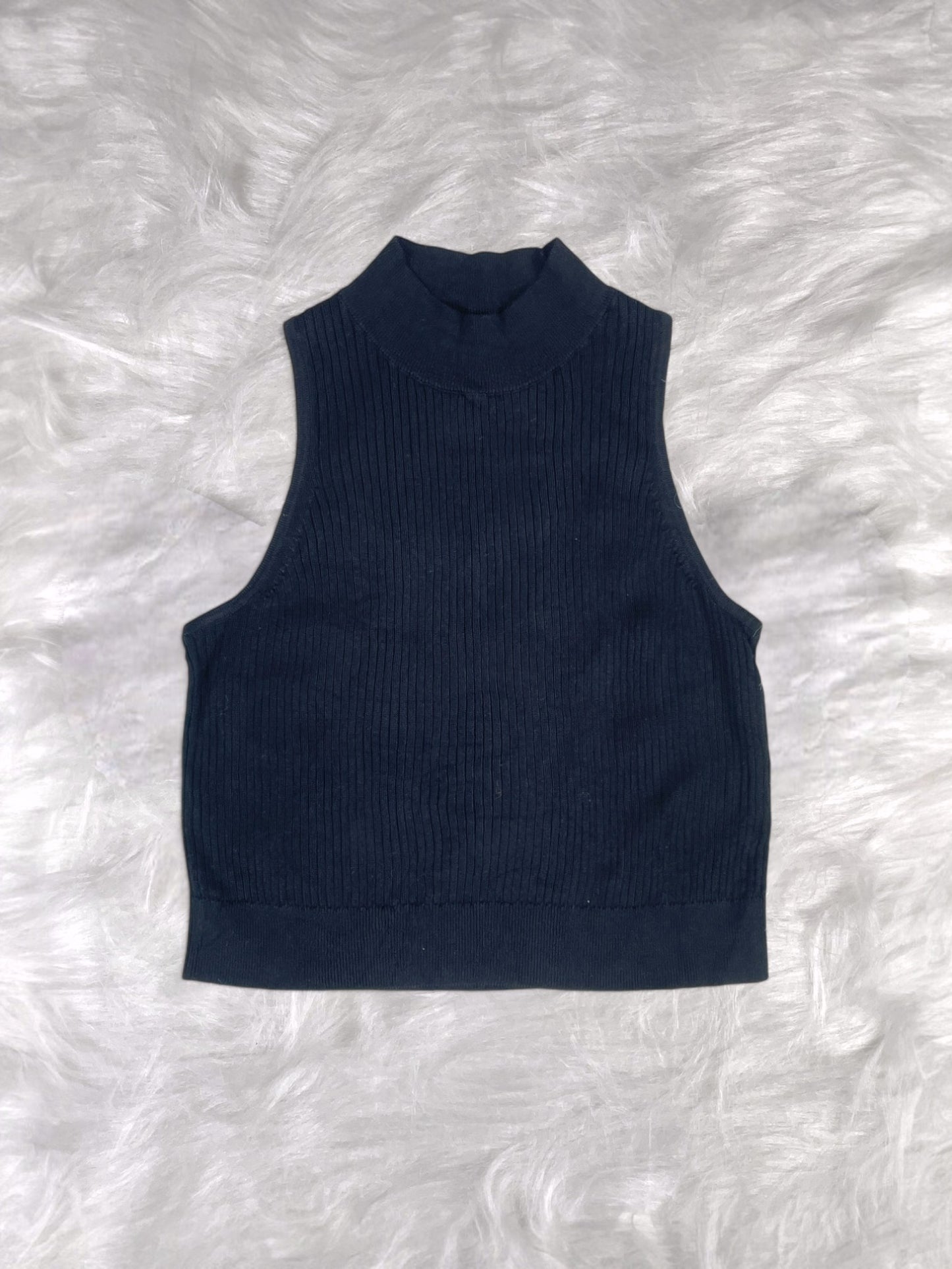 Uniqlo Top - Size M