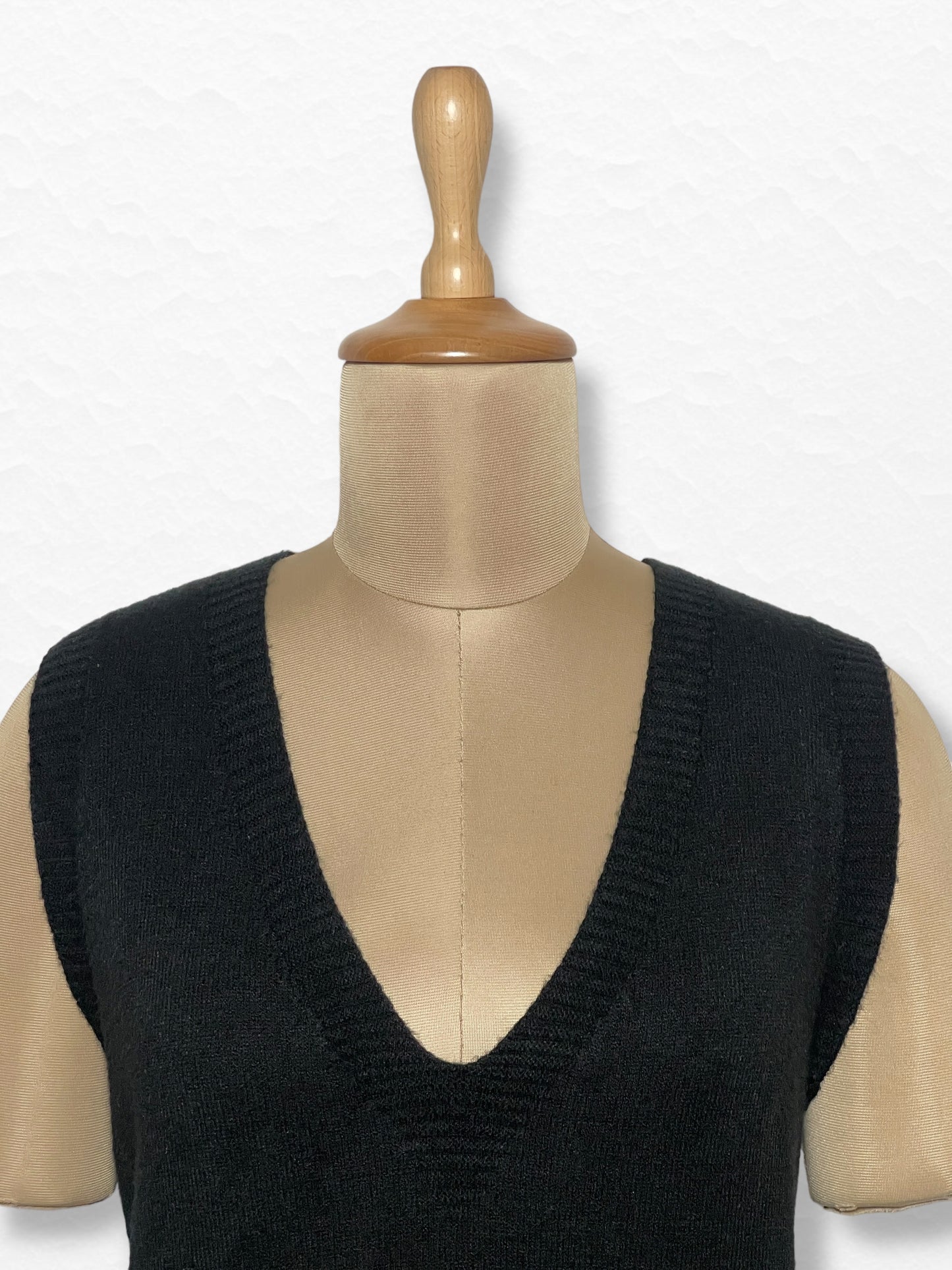Women's Sweater Vest 2733