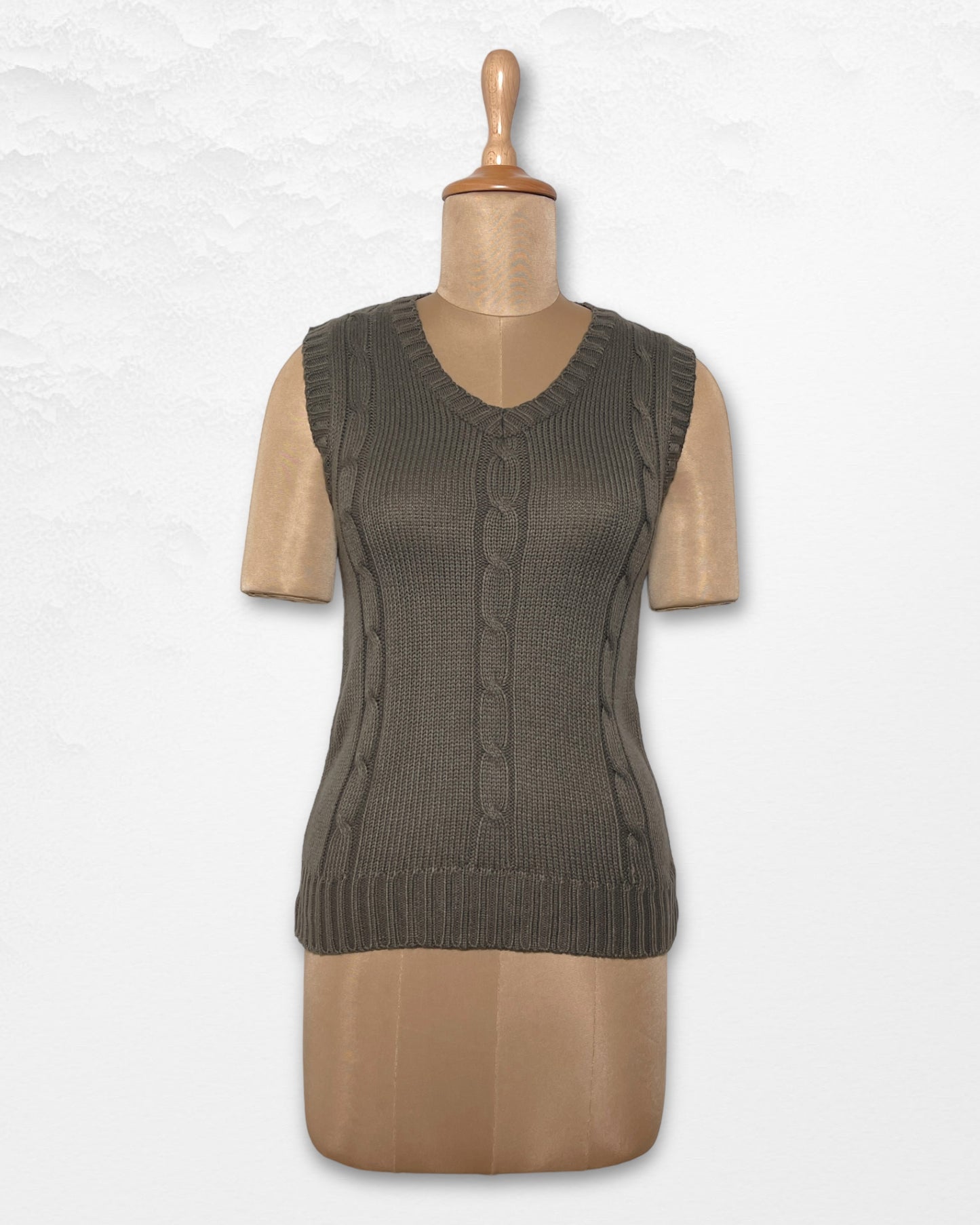 Women's Sweater Vest 2106