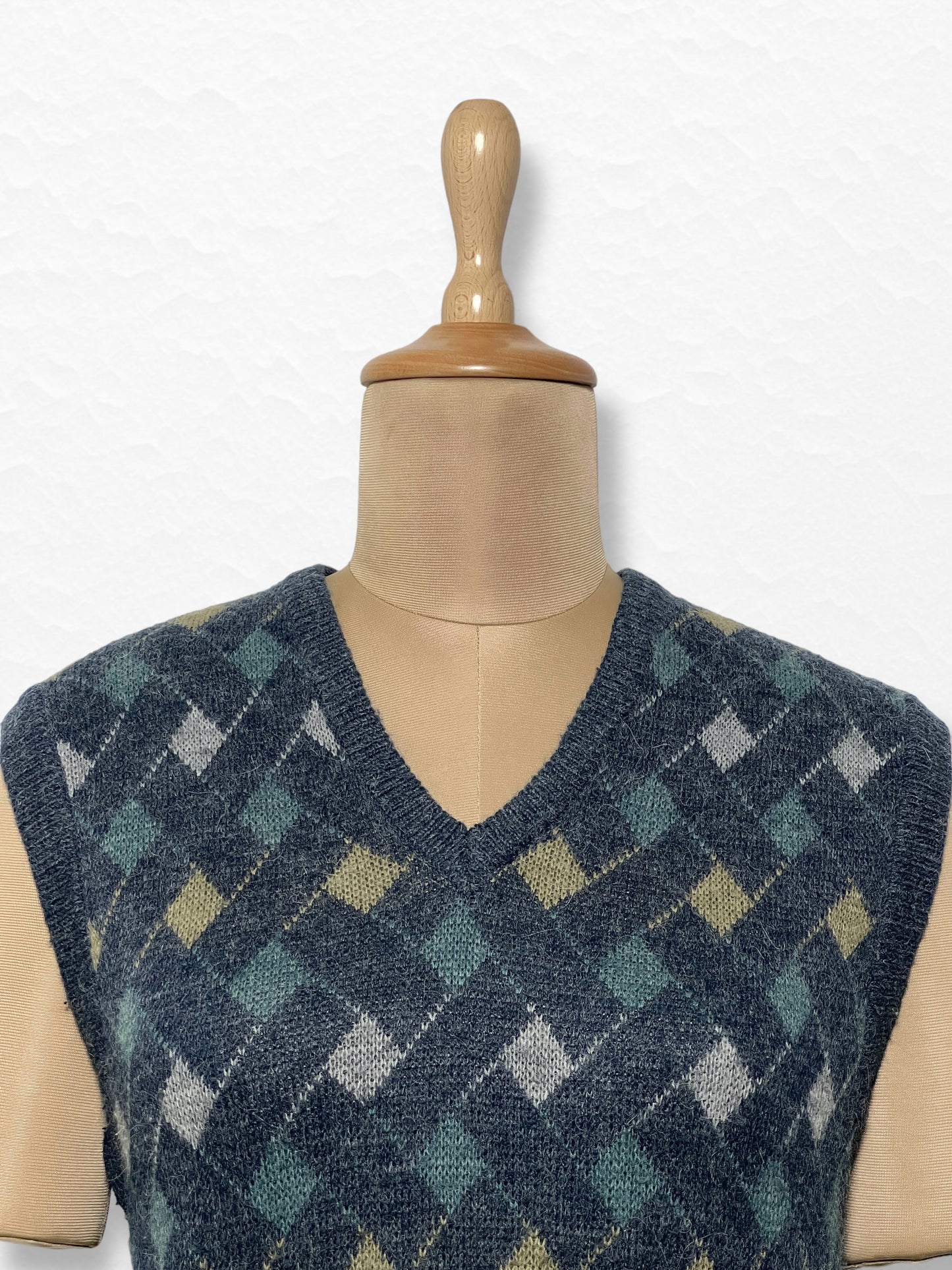 Women's Sweater Vest 1915